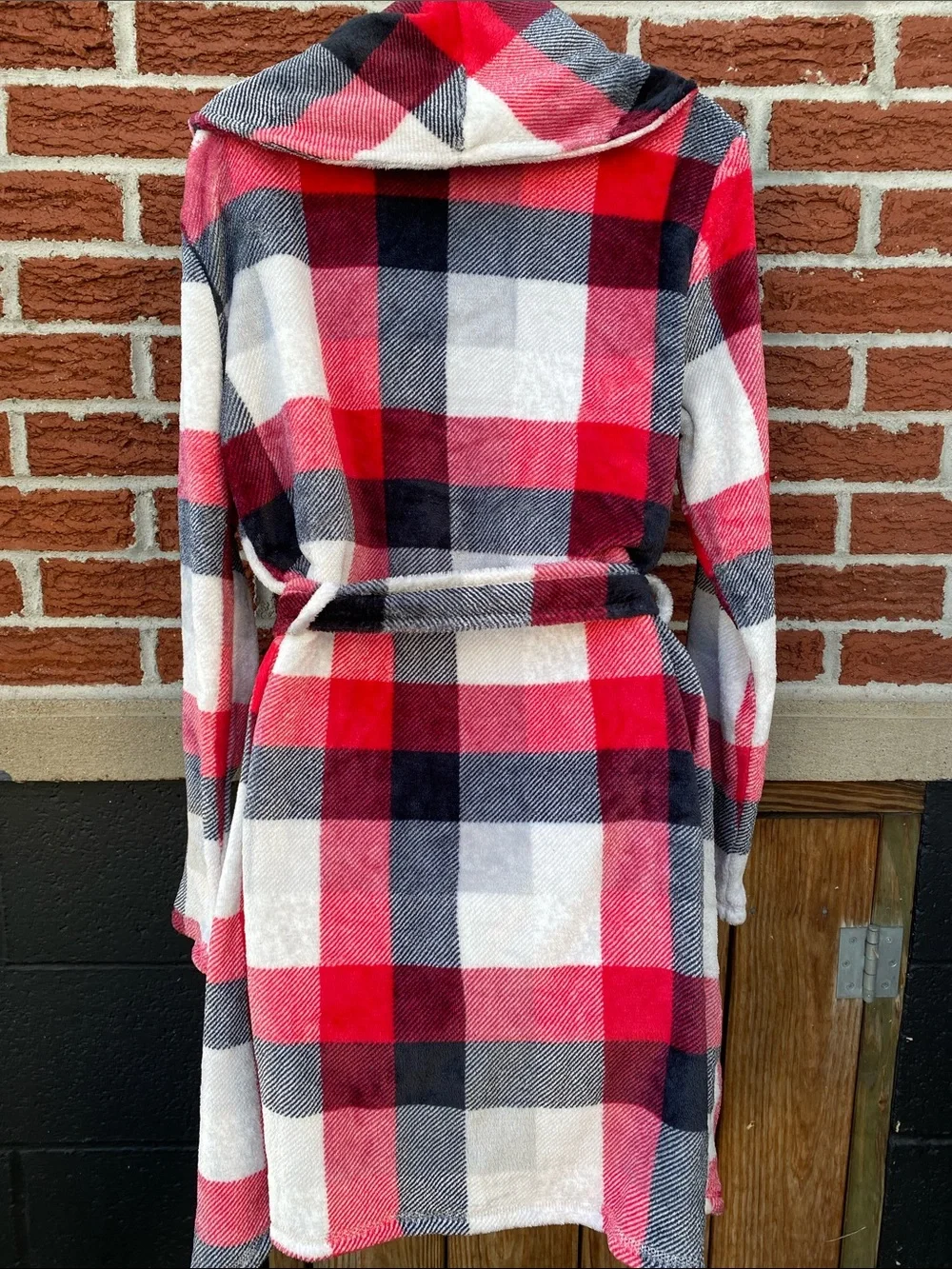 Jaclyn Intimates Robe Size S/M NWT - Picture 3 of 6